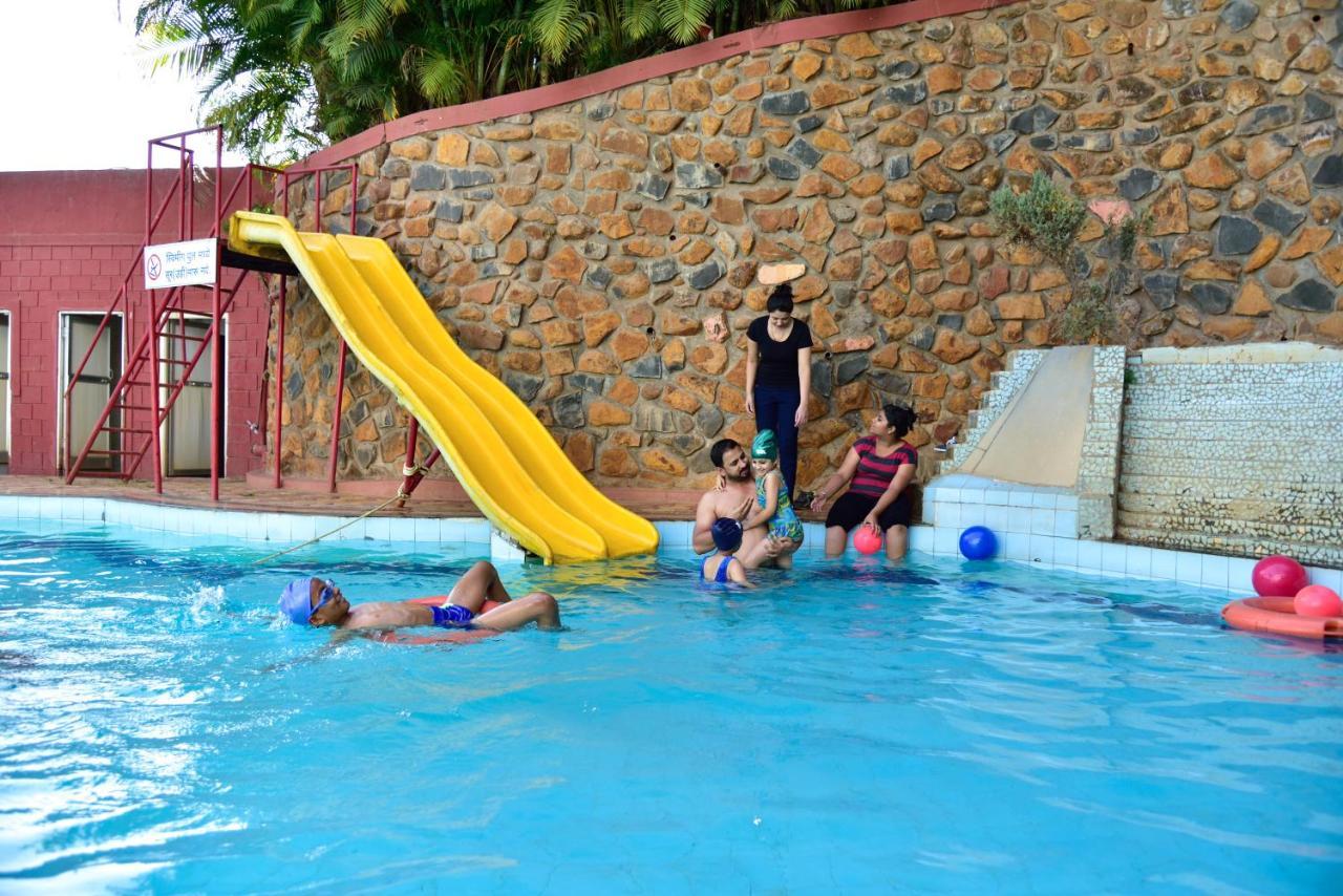Surya Shibir Resort Pune Exteriör bild