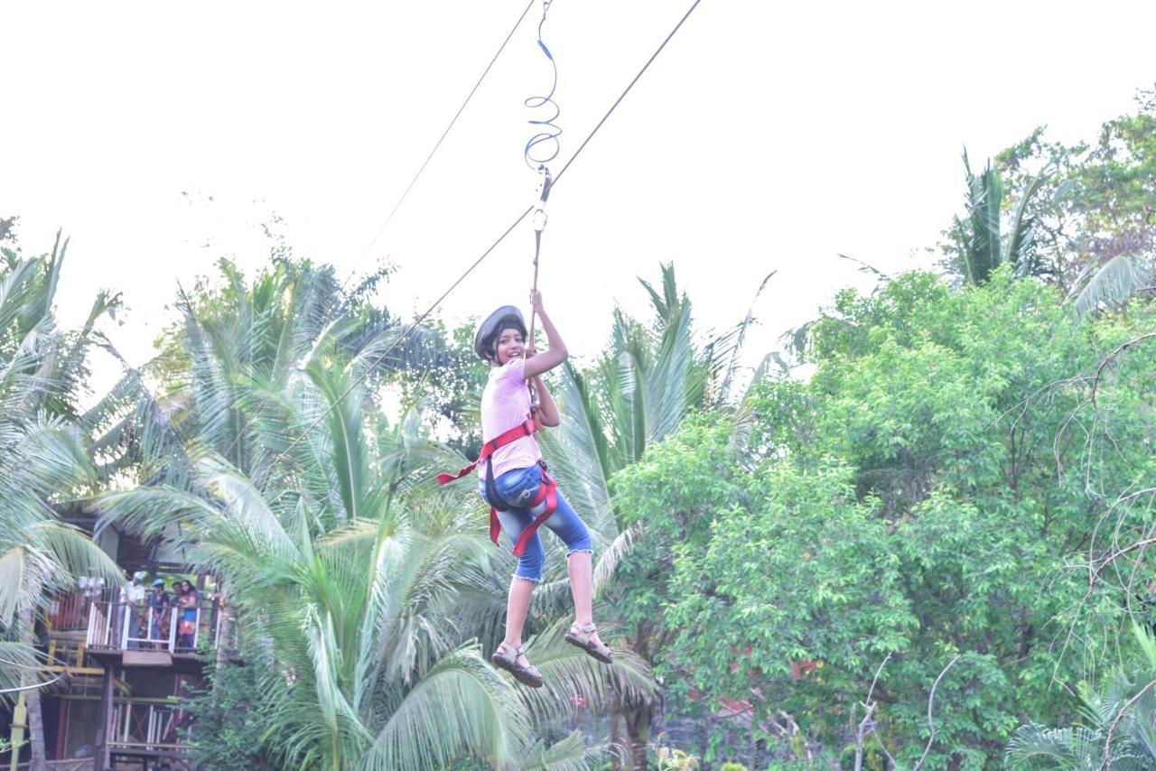 Surya Shibir Resort Pune Exteriör bild