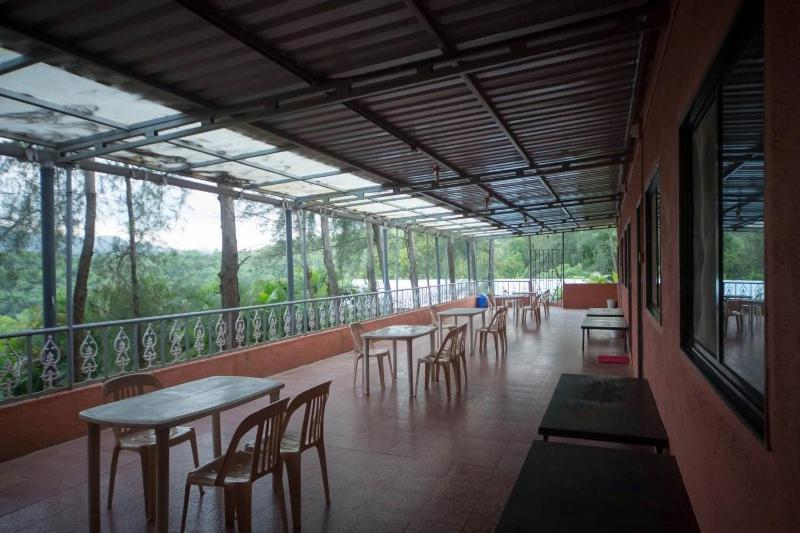 Surya Shibir Resort Pune Exteriör bild